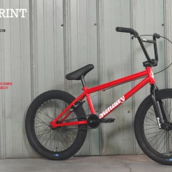 BMX SUNDAY 2022 Blueprint 20″ -Vélos électriques Soldes BMX SUNDAY 2022 Blueprint 20 gloss fire engine red presentation