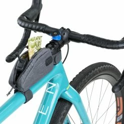 Evoc - Sacoche De Bike Packing Pour Tube Supérieur 0,5 L -Vélos électriques Soldes evoc sacoche bike packing tube superieur 500 ml montee ouverte 3840x2160