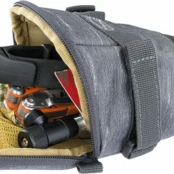 Evoc - Sacoche De Selle "Tour" 1L -Vélos électriques Soldes evoc sacoche de selle tour 1 l ouverte 3840x2160