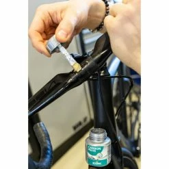 Motorex - Carbon Paste - Pâte De Montage -Vélos électriques Soldes motorex carbon paste pate de montage 2 3840x2160